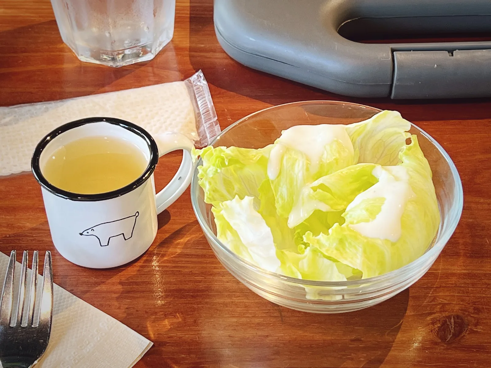 crotchet / cafe · 6